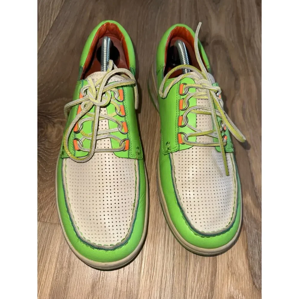 Men’s NIKE MAD JIB Leather Boat Shoes - size 10.5 - S1